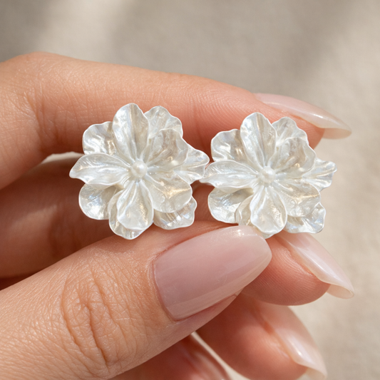 Elegant Mother of Pearl Flower Stud Earrings – Minimalist Luxury Floral Jewelry